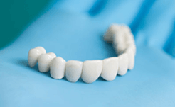 Естетичні композитні реставрації/ Керамічні реставрації